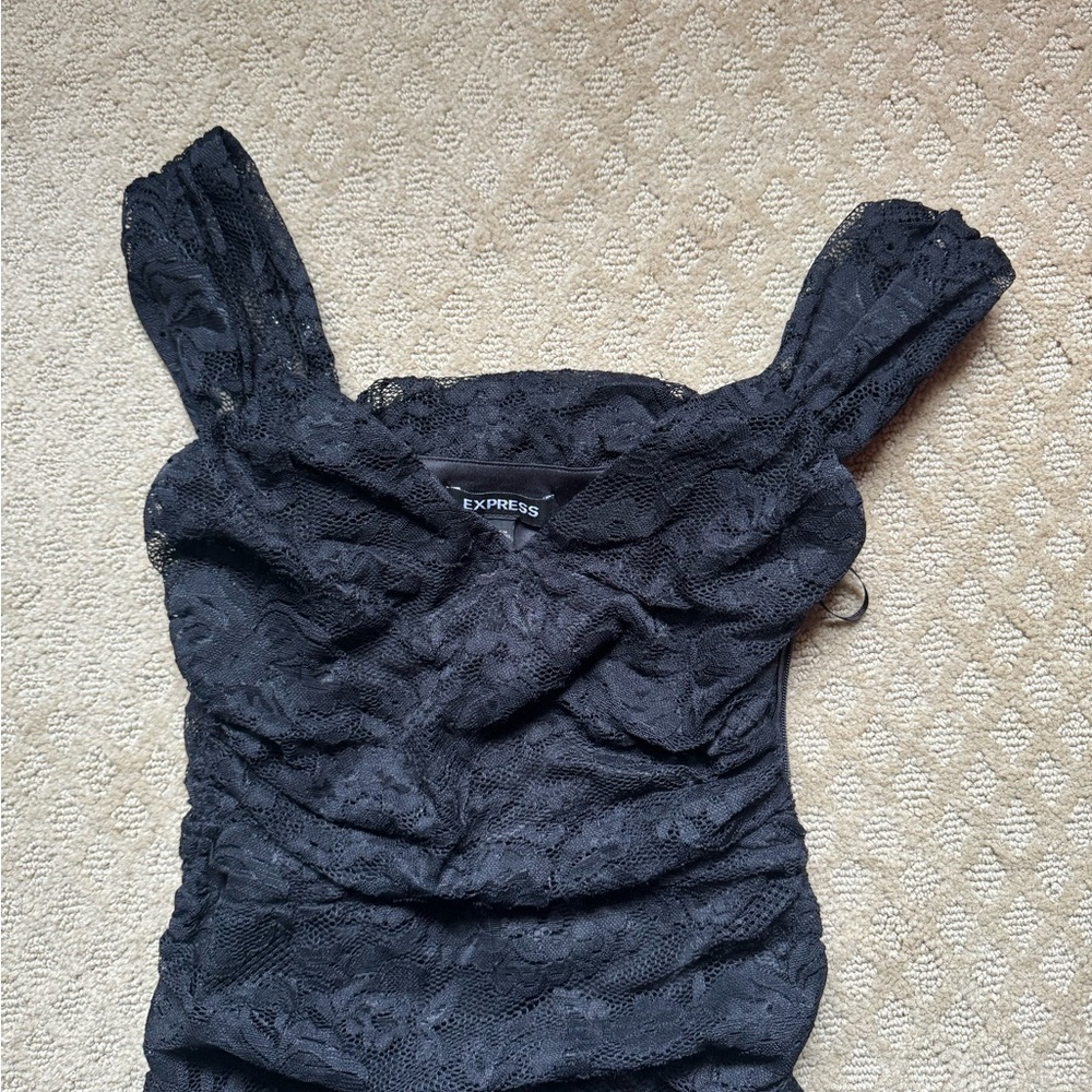 Rouched Bodycon Lacy Black Dress